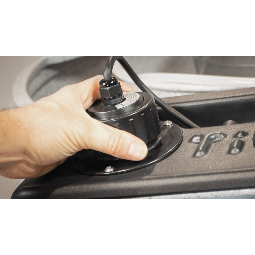 NexusTi-UnscrewUVCollar